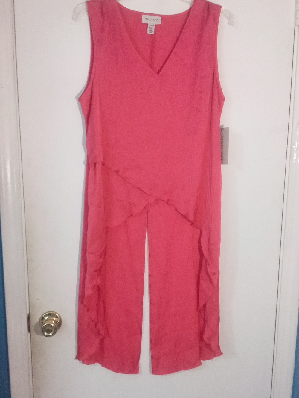 Thalia Sodi Pink Satin Blouse Medium NWT $59 Special Occasion Flowy